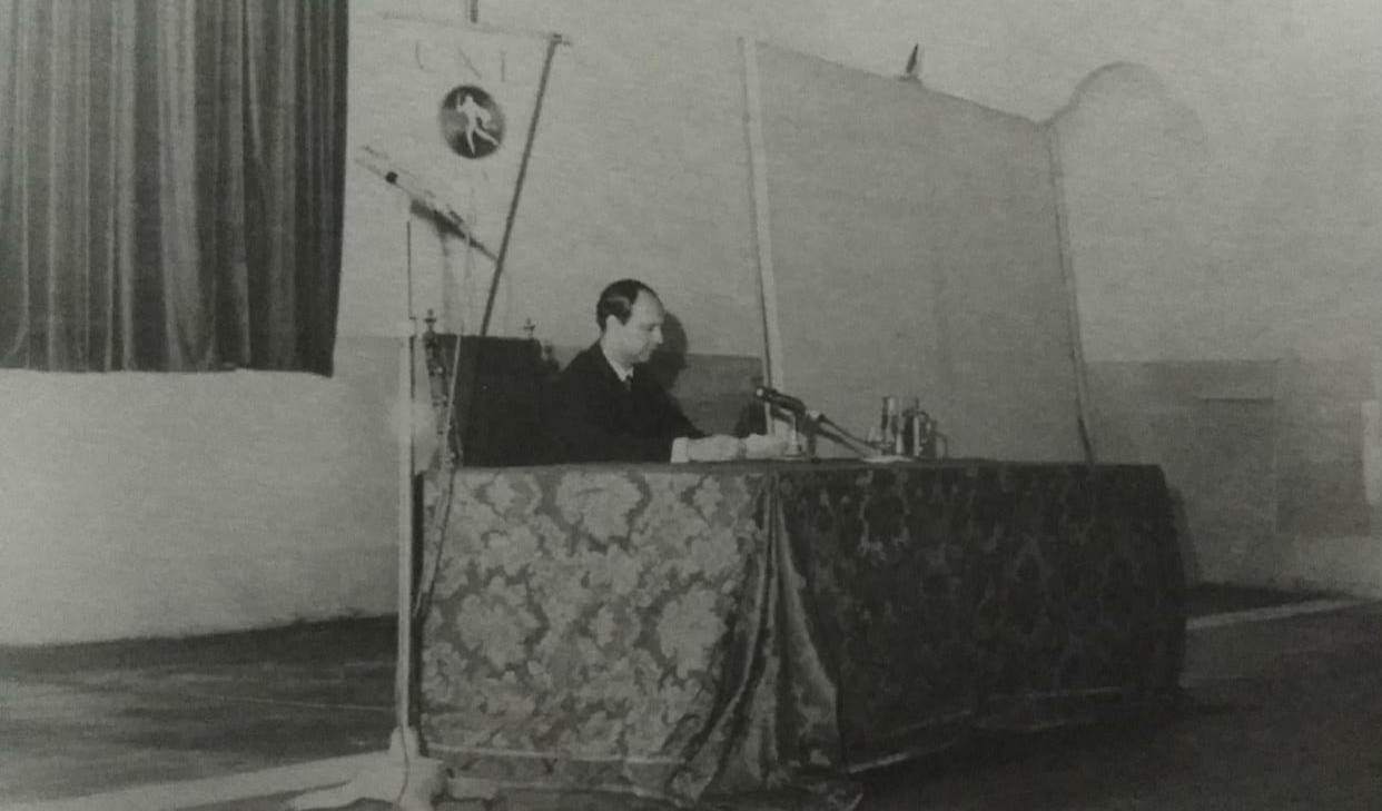 El Ing. Antonio Federico en el acto de inauguración de las actividades del Departamento de Hidrología General y Aplicada.