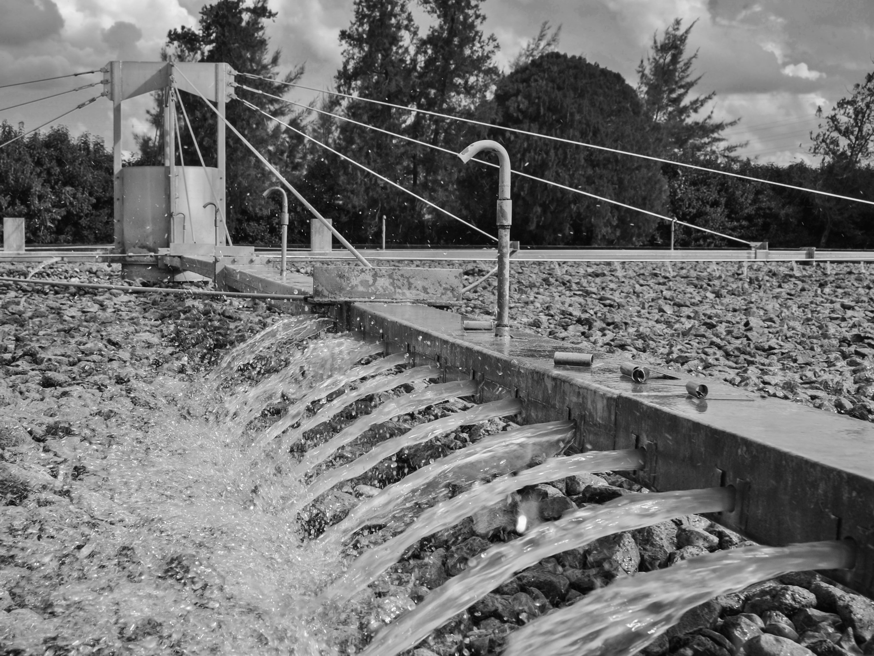 «Tratamiento», de Marcela Serra. VII Concurso de fotografía «El agua en imágenes» (FICH - El Litoral - ASSA SA)